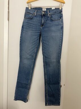 Hudson Jeans Straight Leg Jeans in Medium Blue Wash